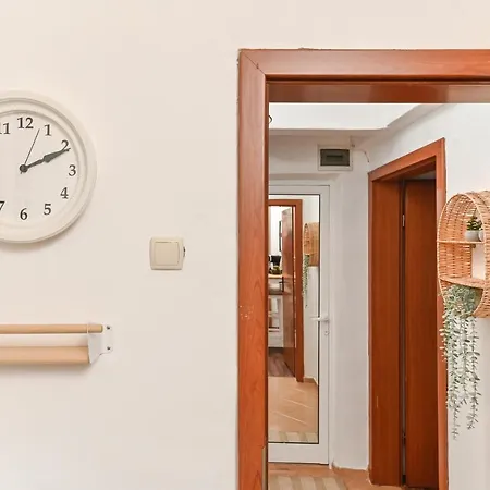 Cosy&art 1bd Next To Slaveykov Square By Flat Mаnager София