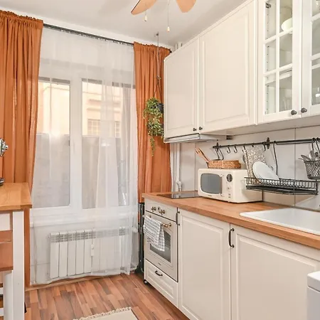 Cosy&art 1bd Next To Slaveykov Square Sofia